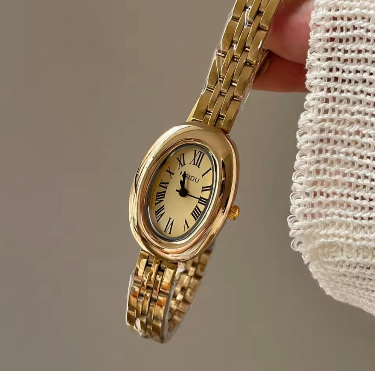 Naidu Oval Soft Watches